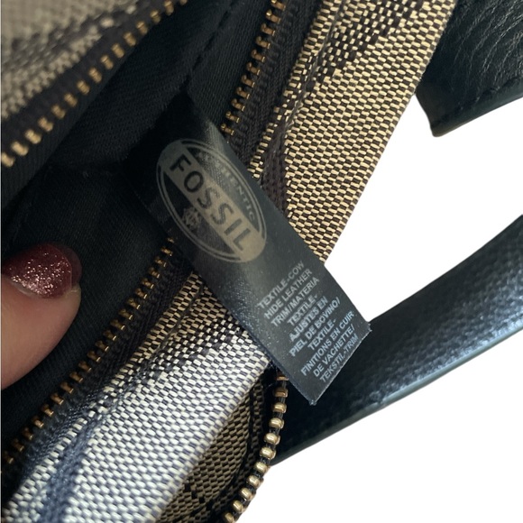 Fossil Preston Jacquard & Pebbled Leather Expandable Crossbody Purse, Tan/Black - Picture 8 of 10